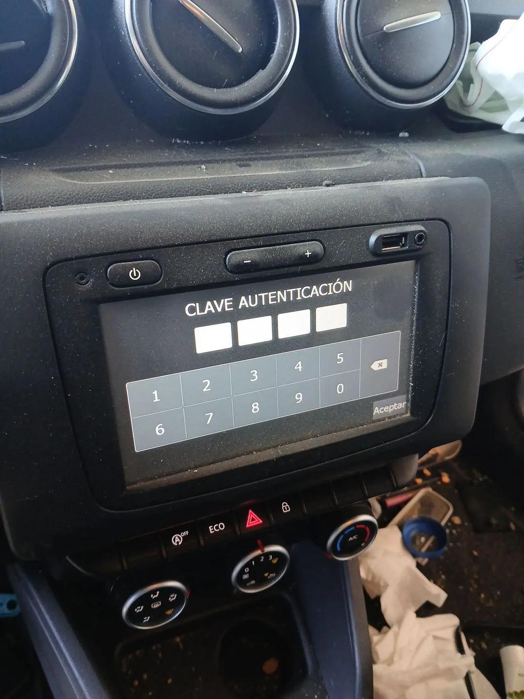 Sistema Audio / Radio Cd para Dacia Duster (Hm_)