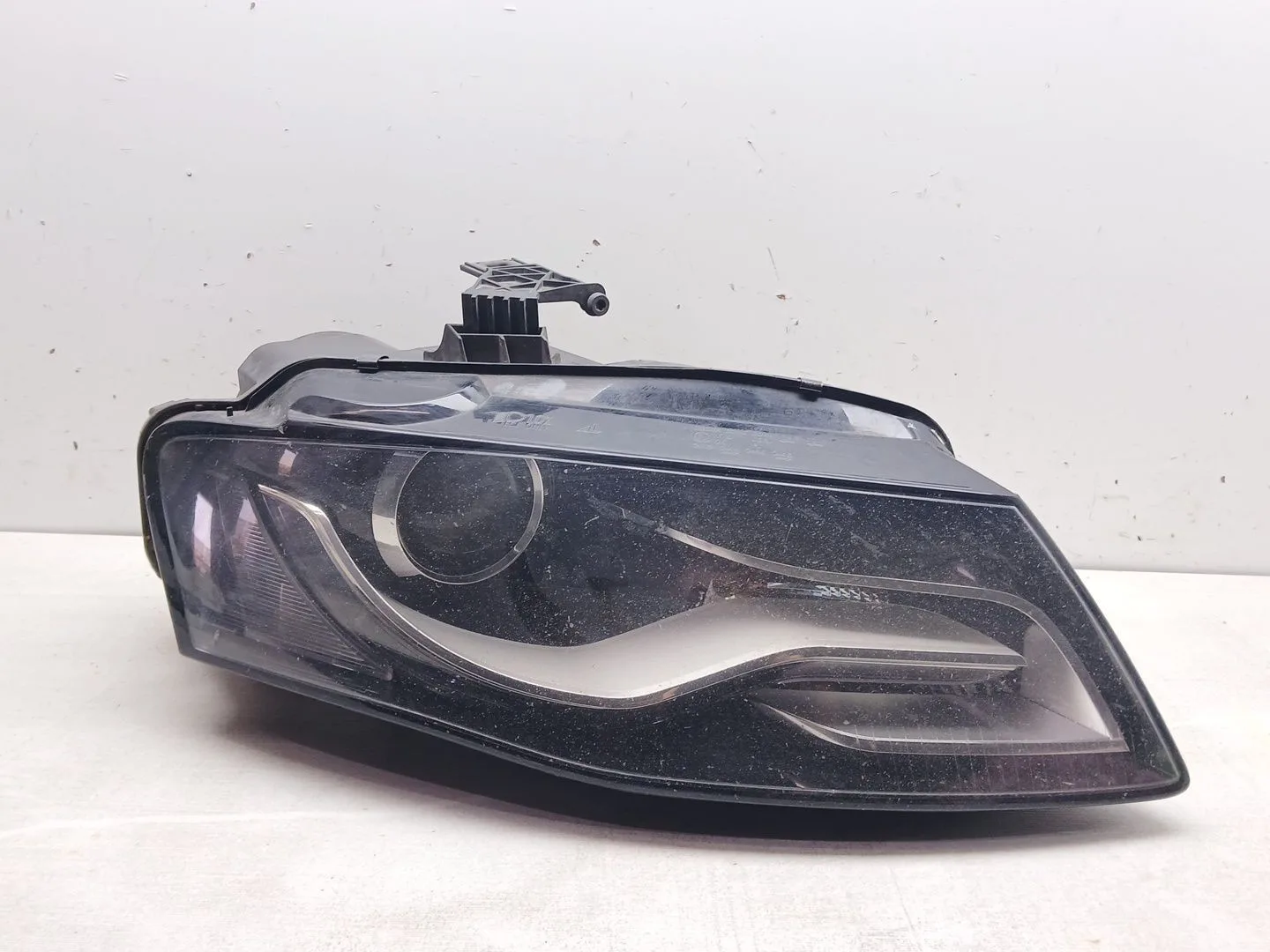 Faro Derecho para Audi A4 Ber. (B8)
