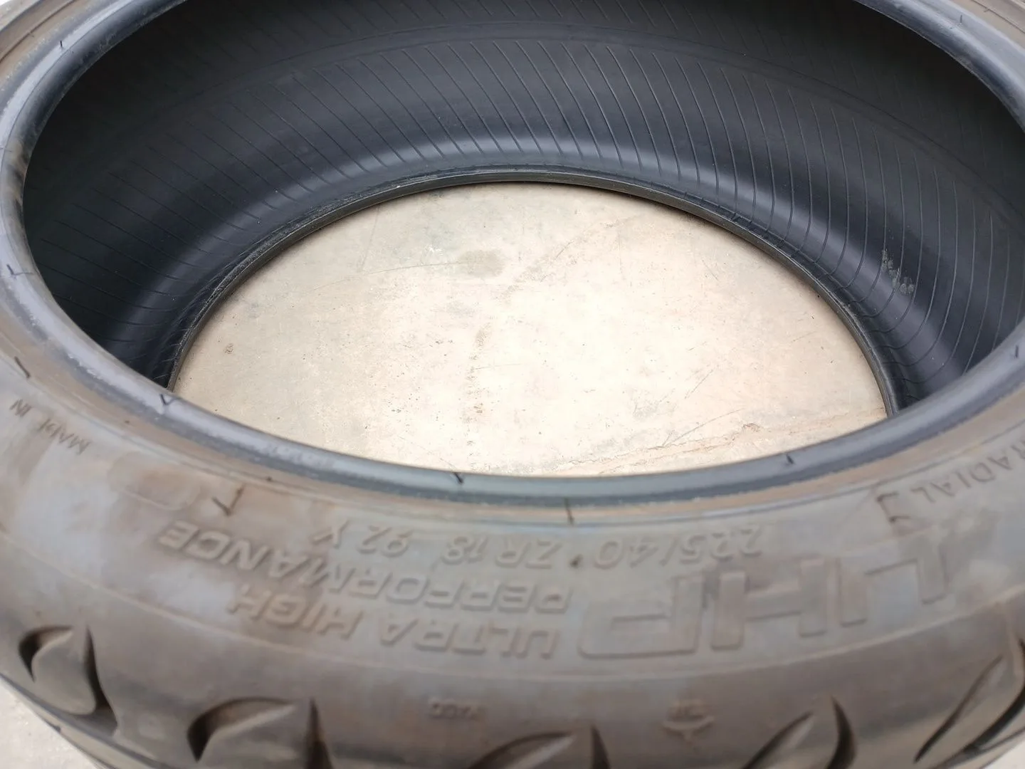Neumatico para Seat Exeo St (3R5)
