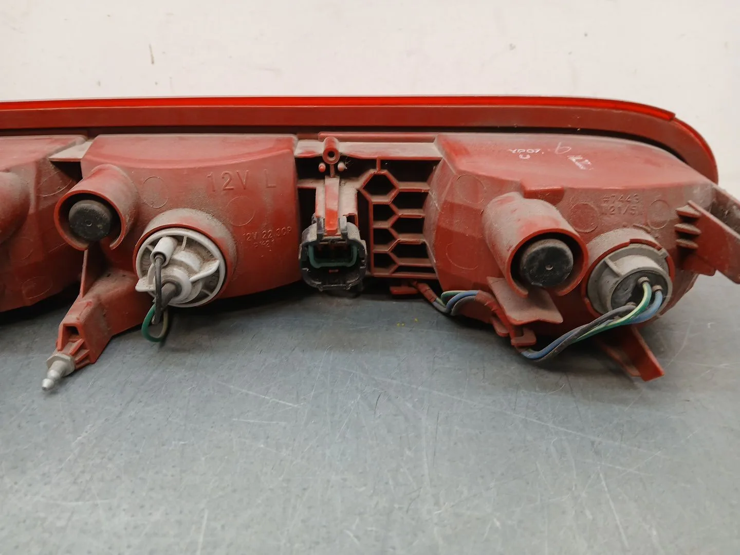 Piloto Trasero Izquierdo para Nissan Cube (Z12)