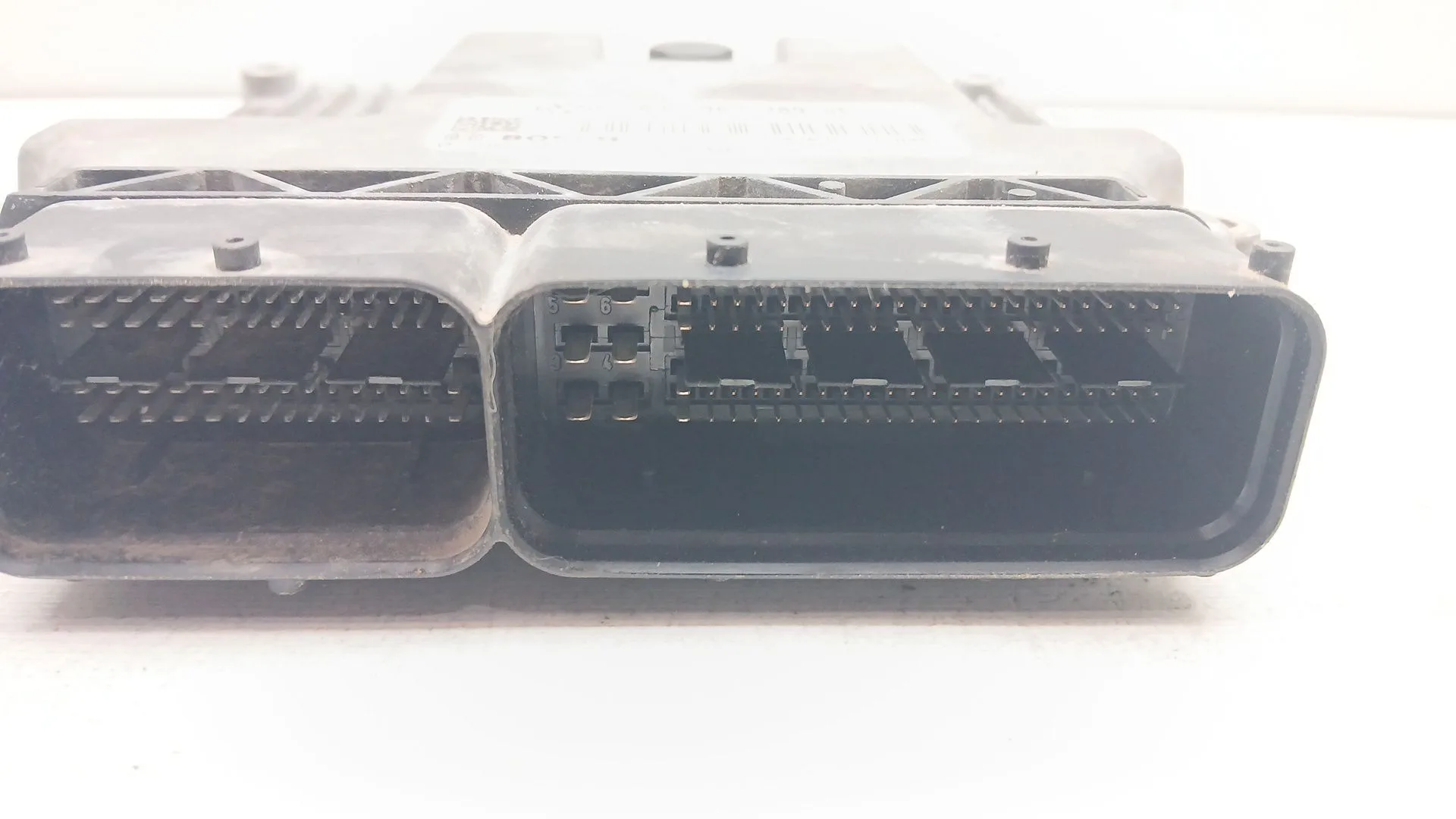 Centralita Motor Uce para Volkswagen Passat Lim. (362)