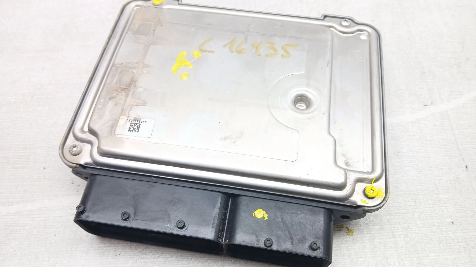 Centralita Motor Uce para Volkswagen Passat Lim. (362)