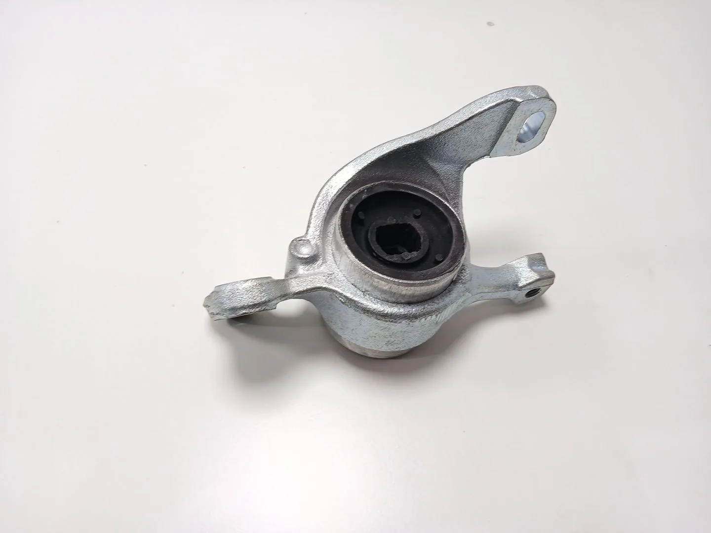 Soporte Brazo Suspension Delantero Izquierdo para Bmw 2 Active Tourer (F45)