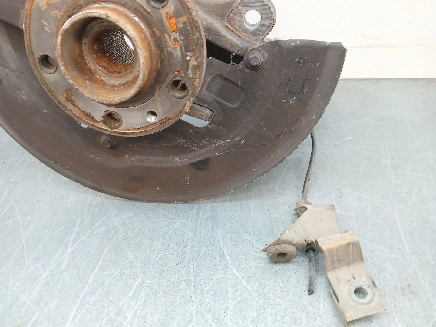 Mangueta Delantera Izquierda para Volvo Xc60