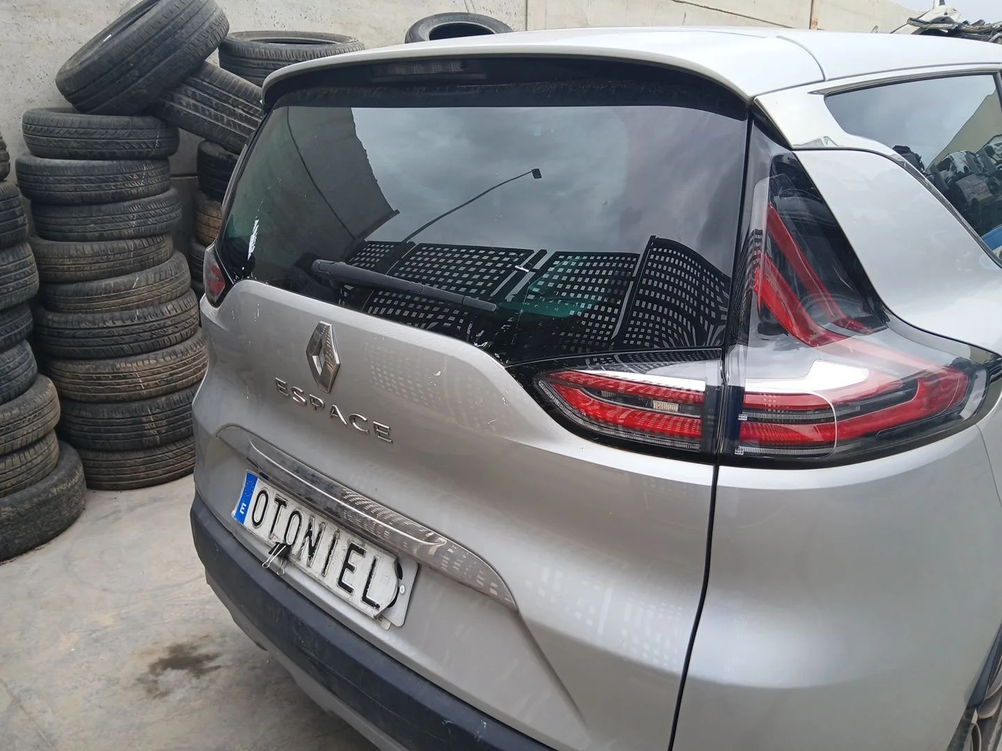 Porton Trasero para Renault Espace V (Jr_)