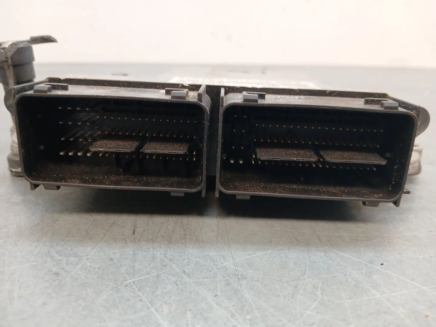 Centralita Motor Uce para Ford Focus Iii