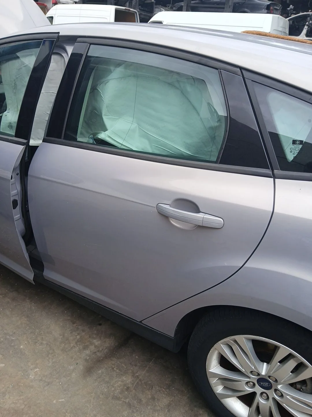 Puerta Trasera Izquierda para Ford Focus Iii