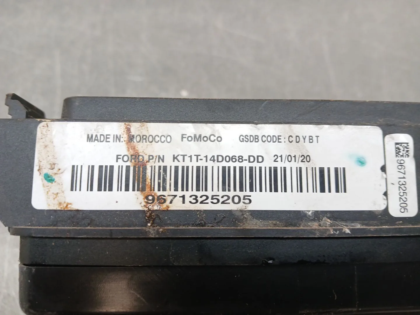 Centralita Motor Uce para Ford Transit Connect