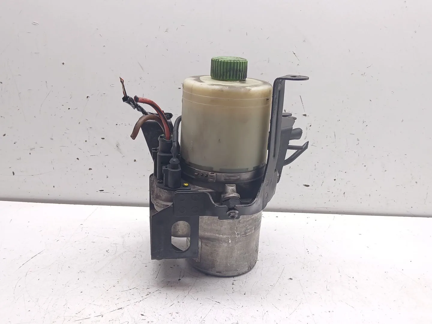 Bomba Direccion para Seat Ibiza Iii (6L1)