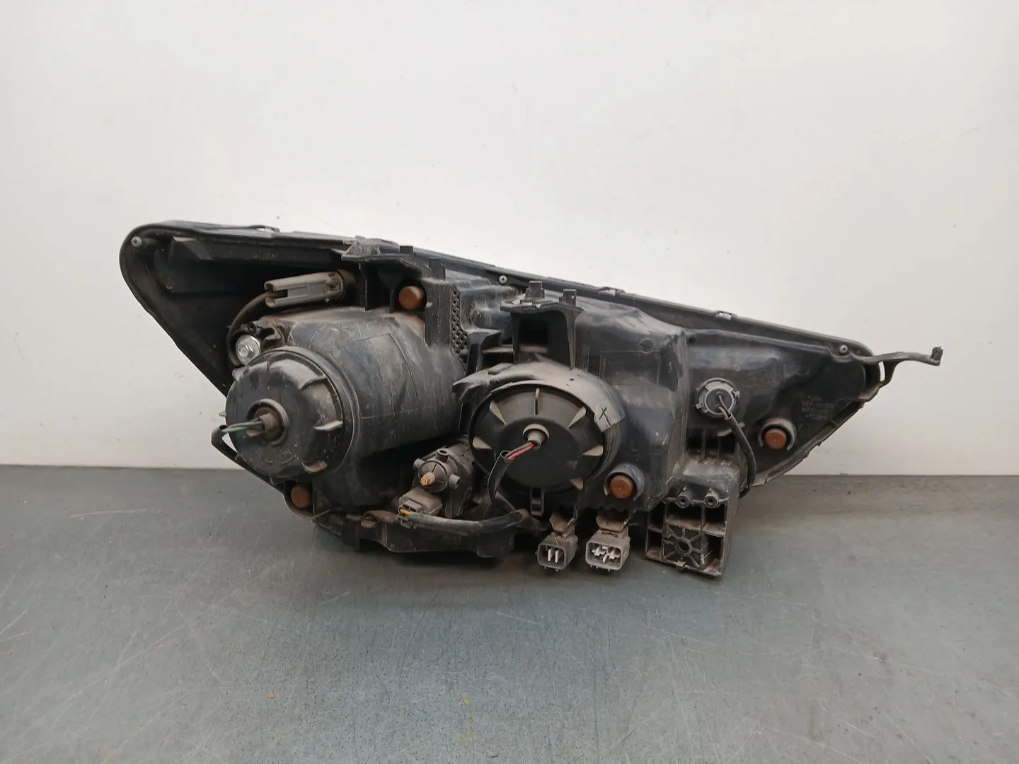 Faro Izquierdo para Mitsubishi Asx (Ga_W_)