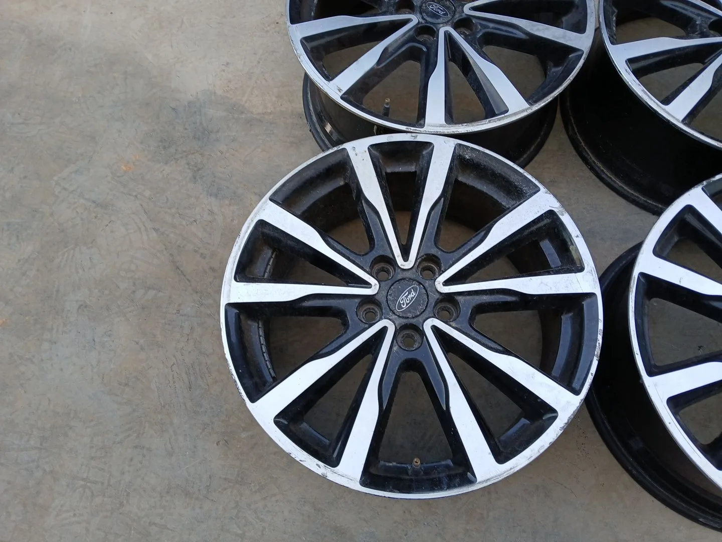 Juego Llantas para Ford Kuga Ii (Dm2)