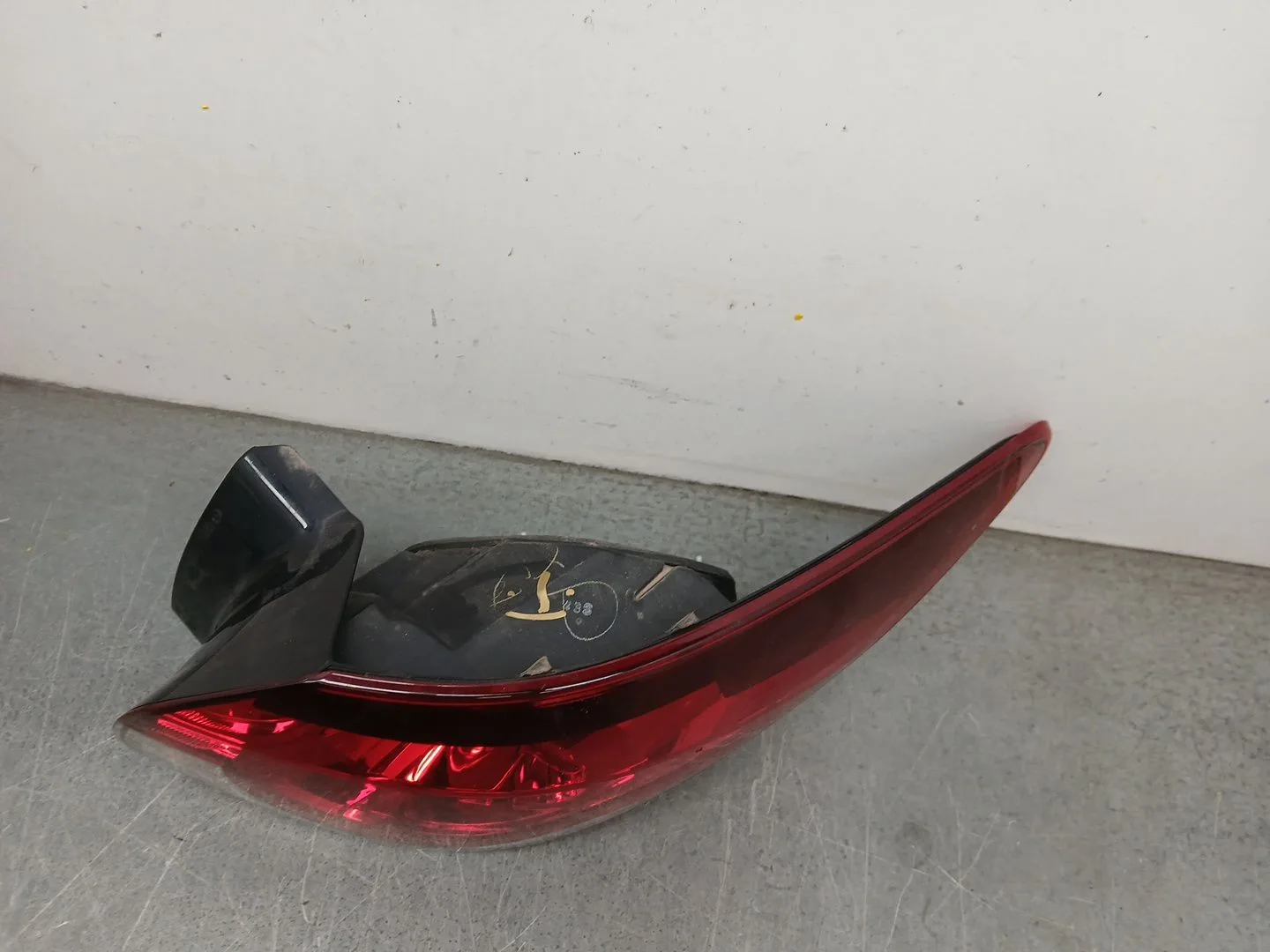 Piloto Trasero Derecho para Mazda 6 Station Wagon (Gj, Gl)
