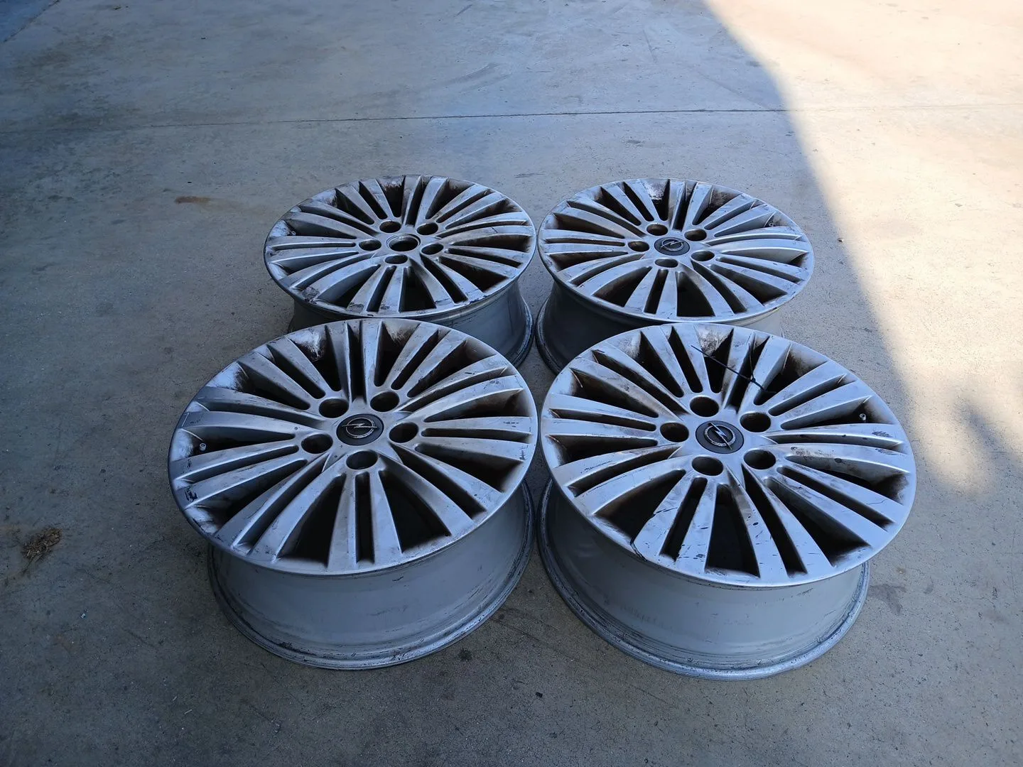 Juego Llantas para Opel Astra J (P10)