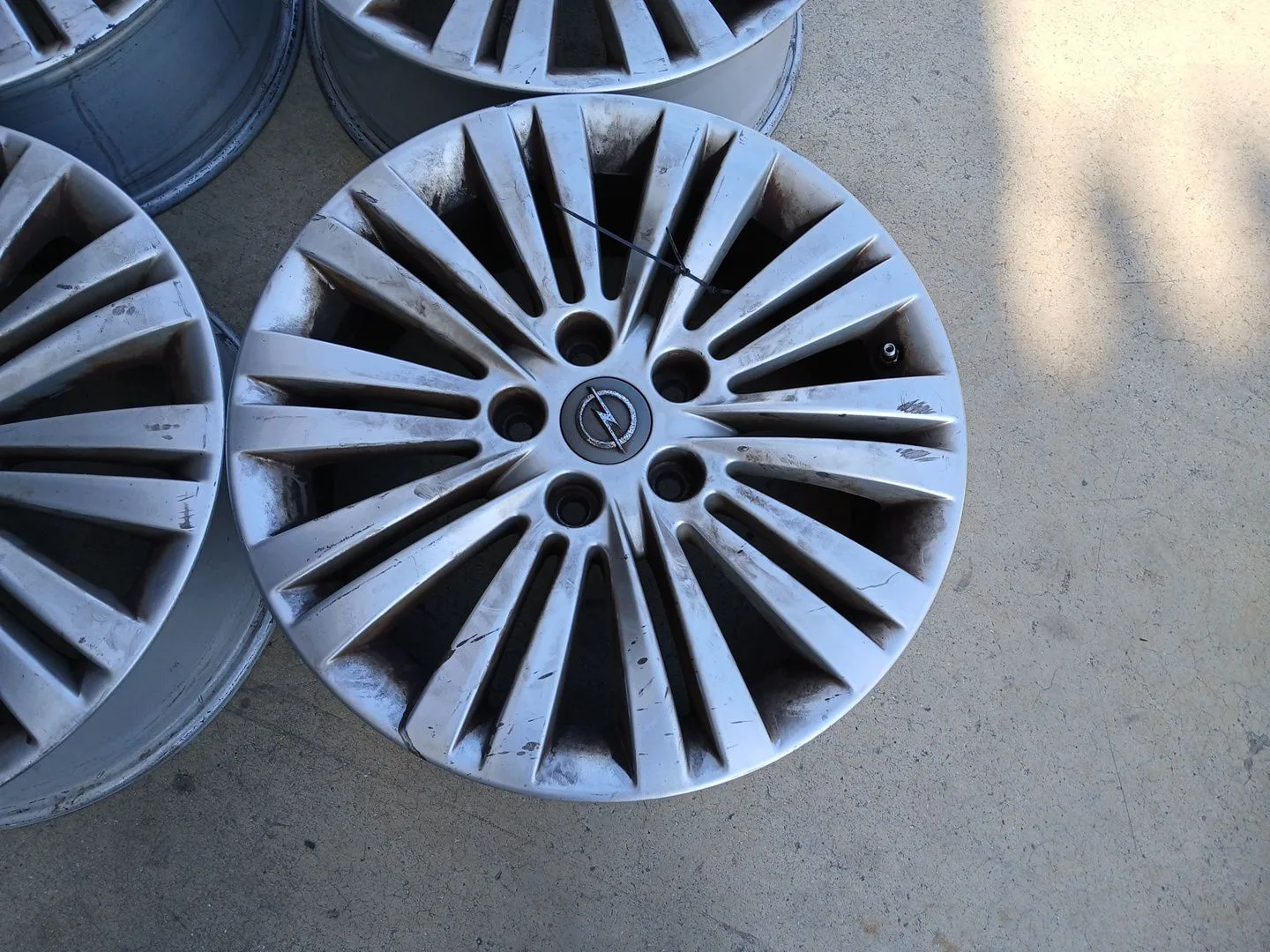 Juego Llantas para Opel Astra J (P10)