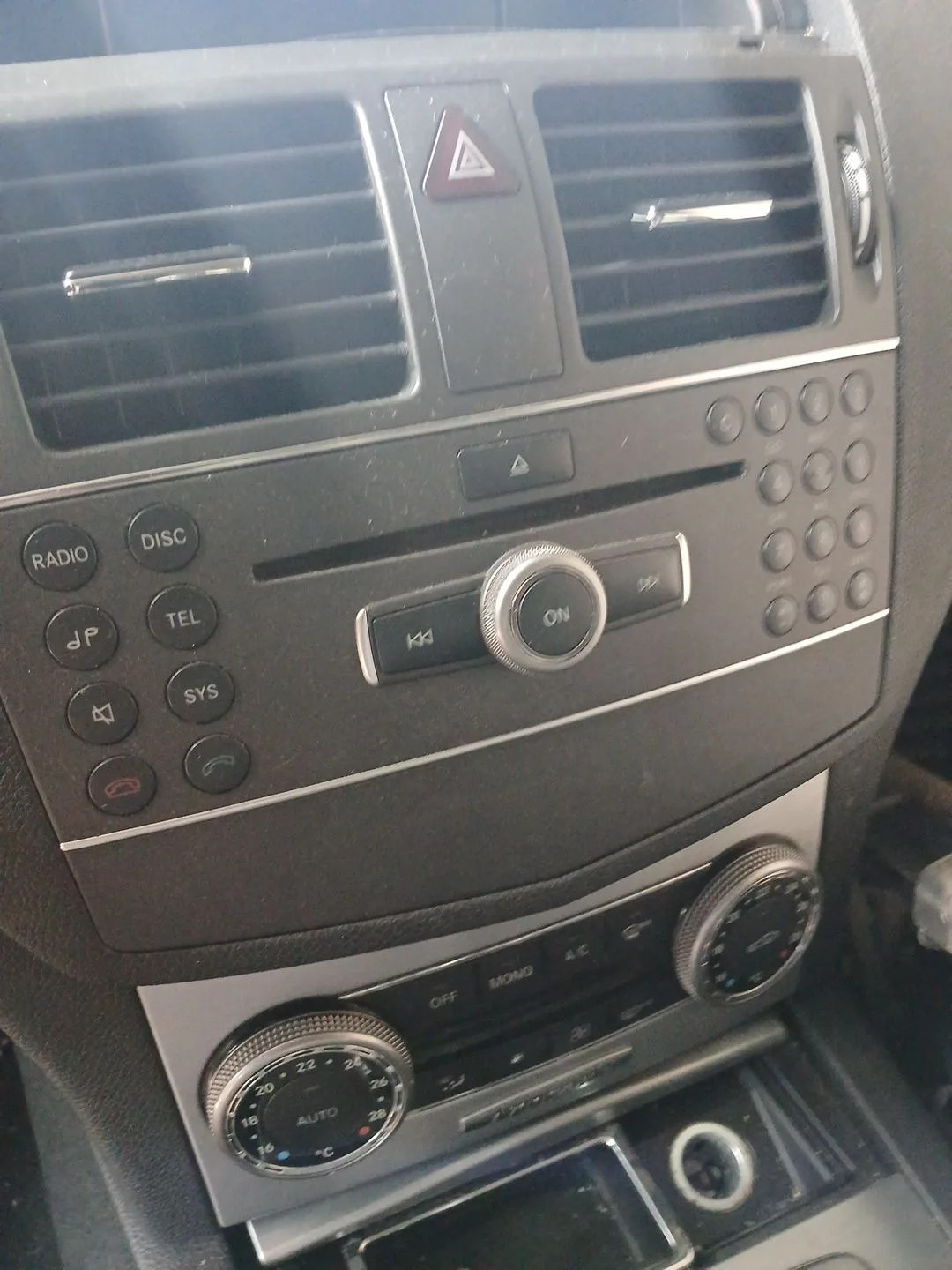 Sistema Audio / Radio Cd para Mercedes-Benz Clase C (W204)