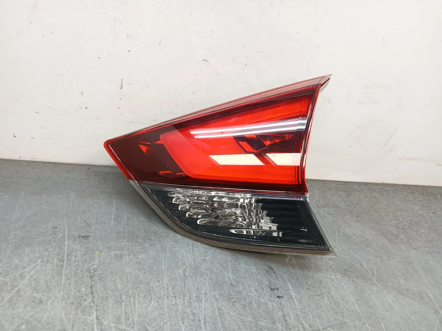 Piloto Trasero Derecho Interior para Nissan X-Trail Iii (T32_, T32R, T32Rr)