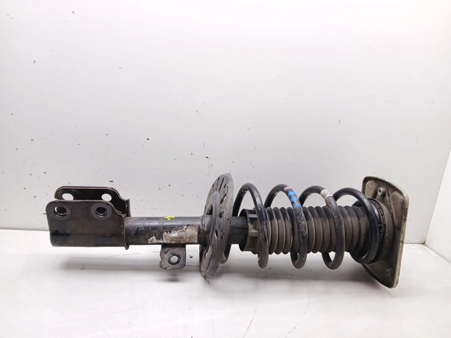 Amortiguador Delantero Izquierdo para Peugeot Expert Autobus (V_)