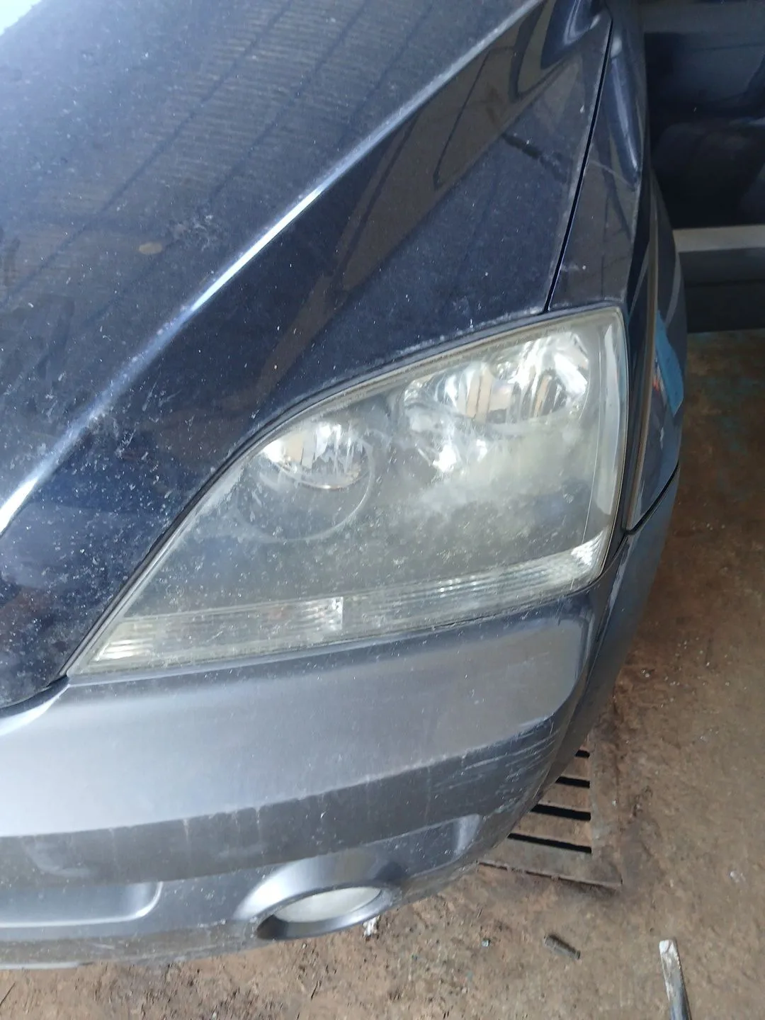 Faro Izquierdo para Kia Sorento I (Jc)