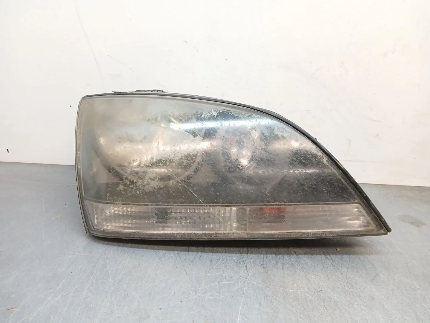 Faro Derecho para Kia Sorento I (Jc)