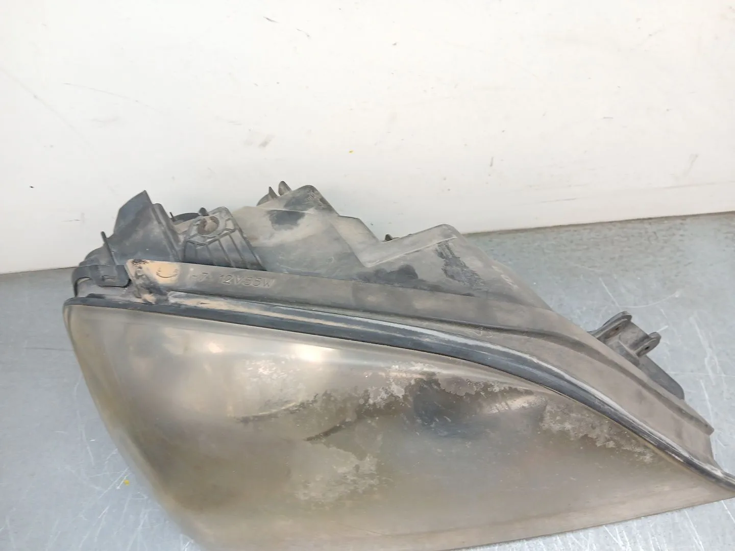 Faro Derecho para Kia Sorento I (Jc)