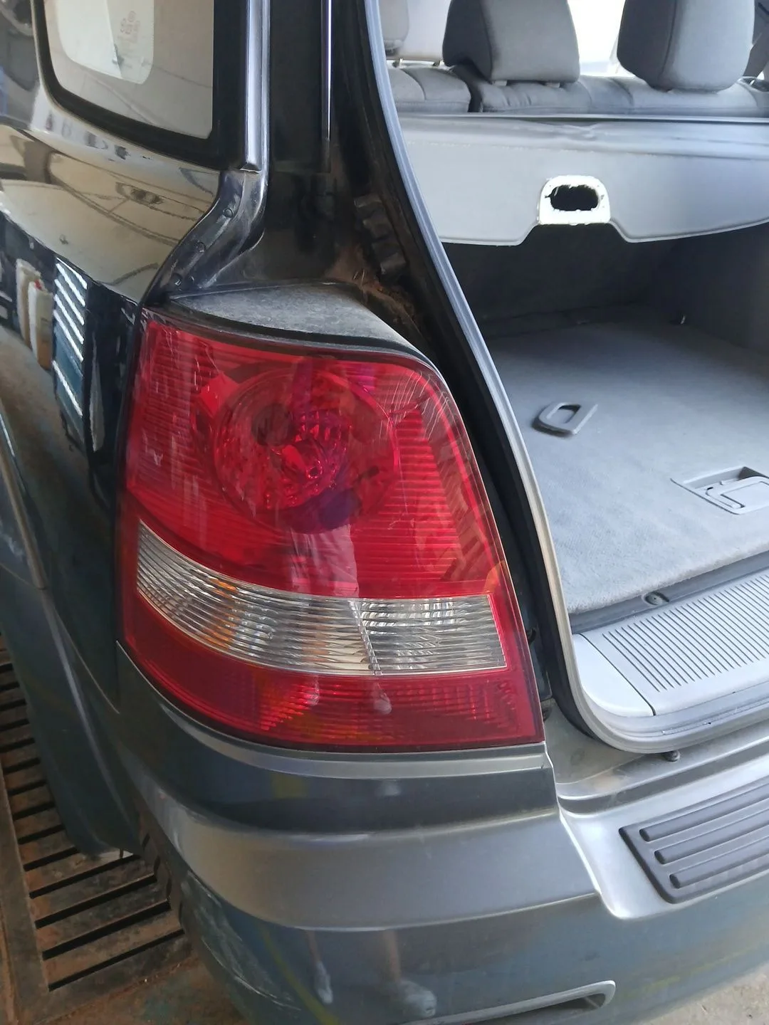 Piloto Trasero Derecho para Kia Sorento I (Jc)