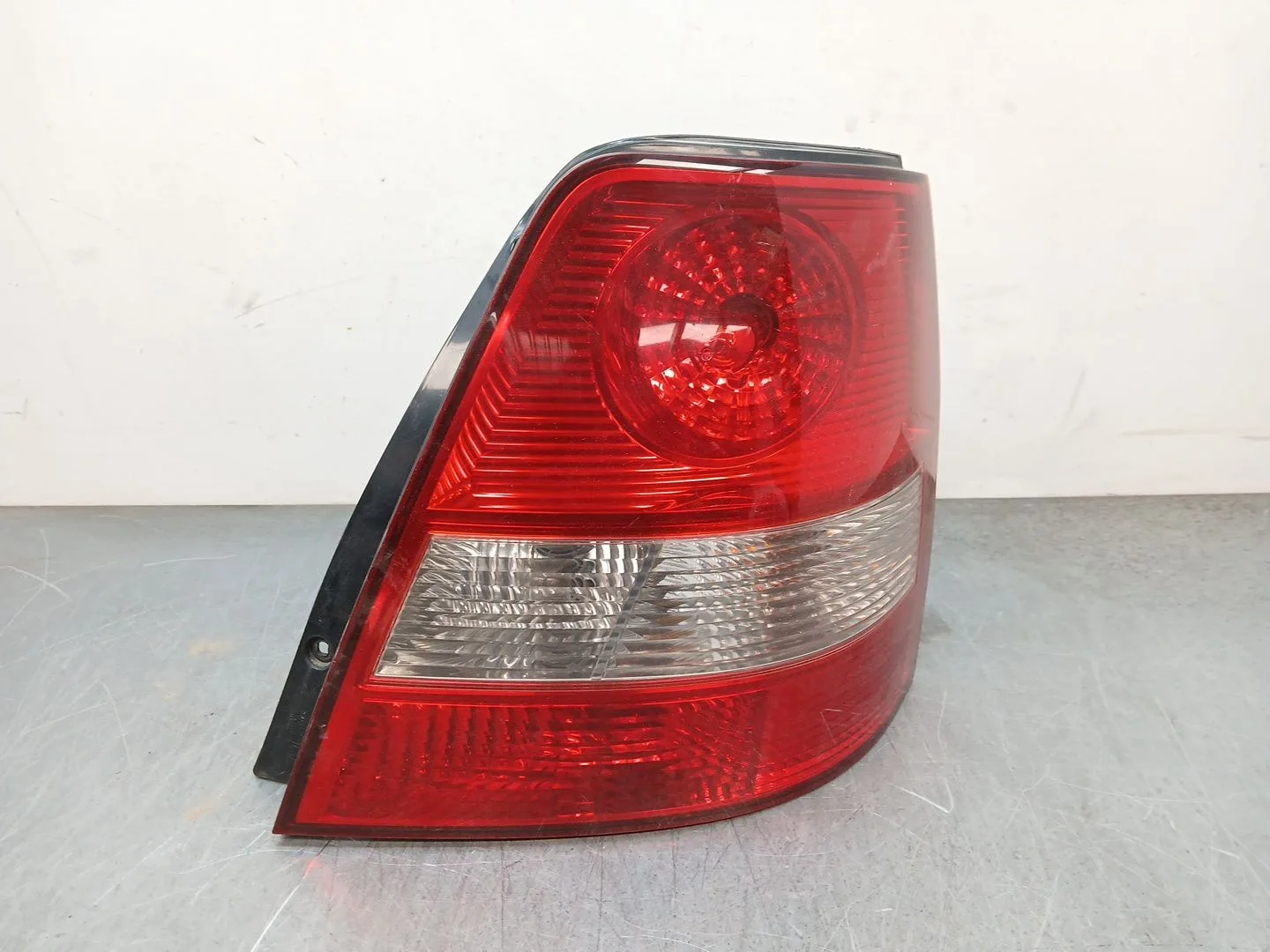 Piloto Trasero Derecho para Kia Sorento I (Jc)
