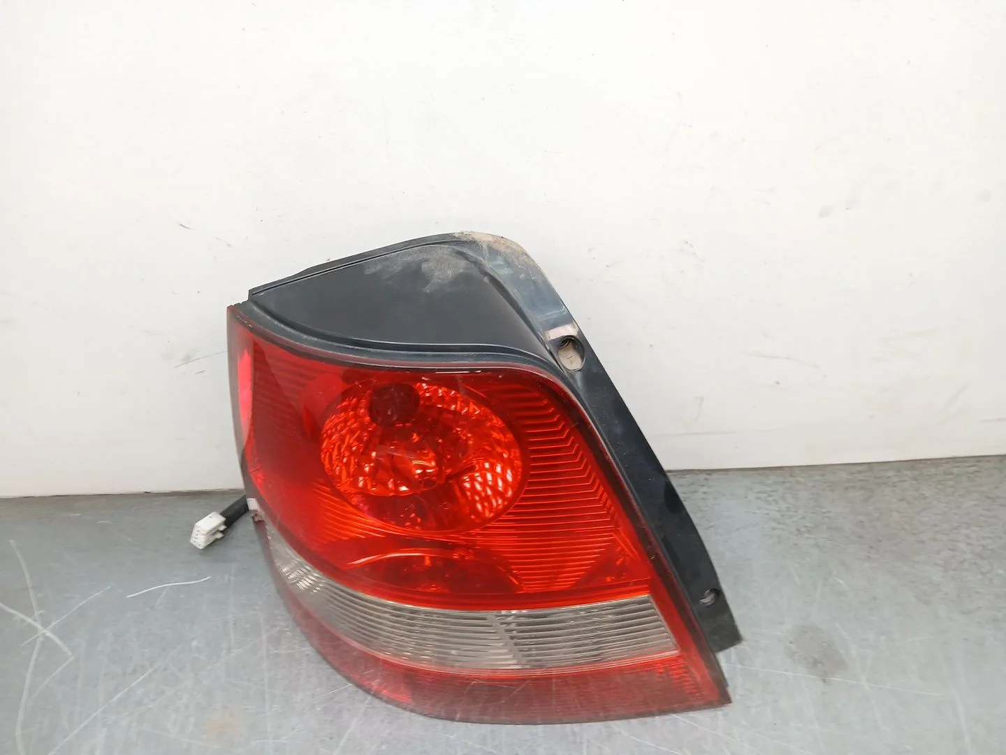 Piloto Trasero Izquierdo para Kia Sorento I (Jc)