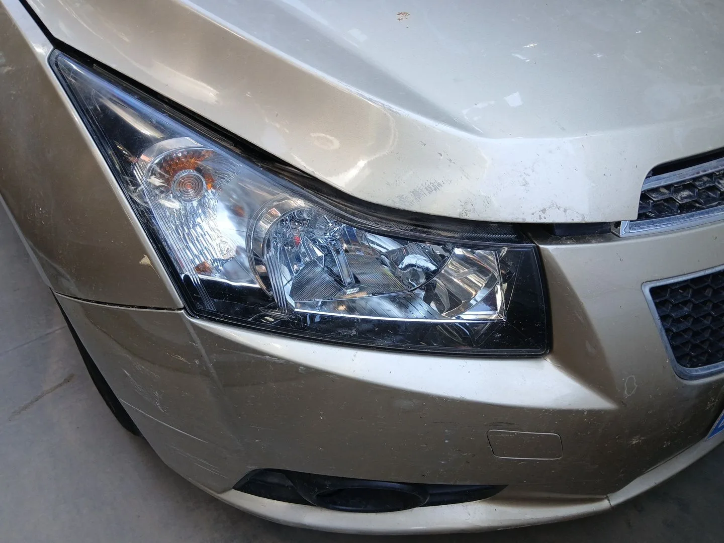 Faro Derecho para Chevrolet Cruze (J300)