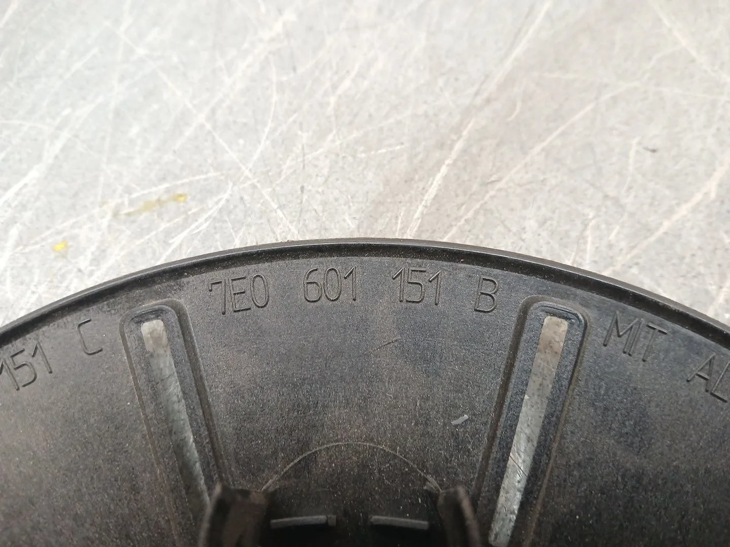 Tapacubos para Volkswagen Transporter T6 / Caravelle T6 Autobus (Sgb, Sgj, Shb, Shj)