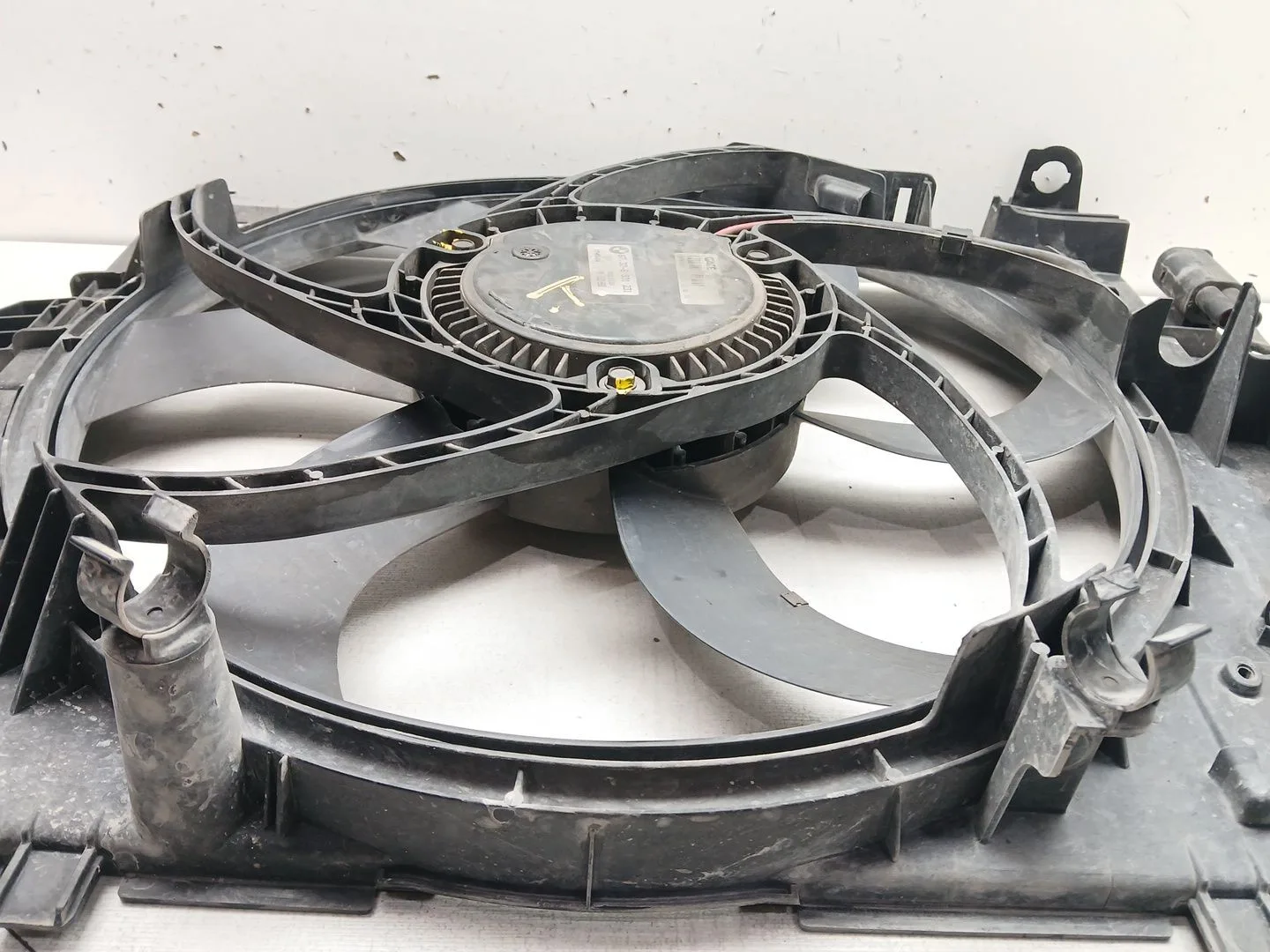 Electroventilador para Bmw 5 (E60)