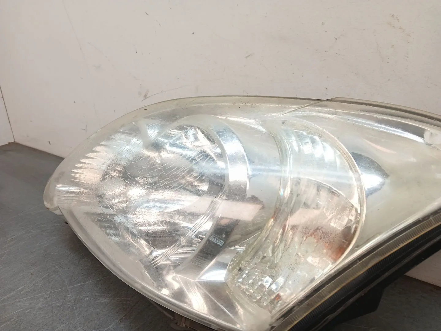 Faro Izquierdo para Toyota Corolla (_E12_)