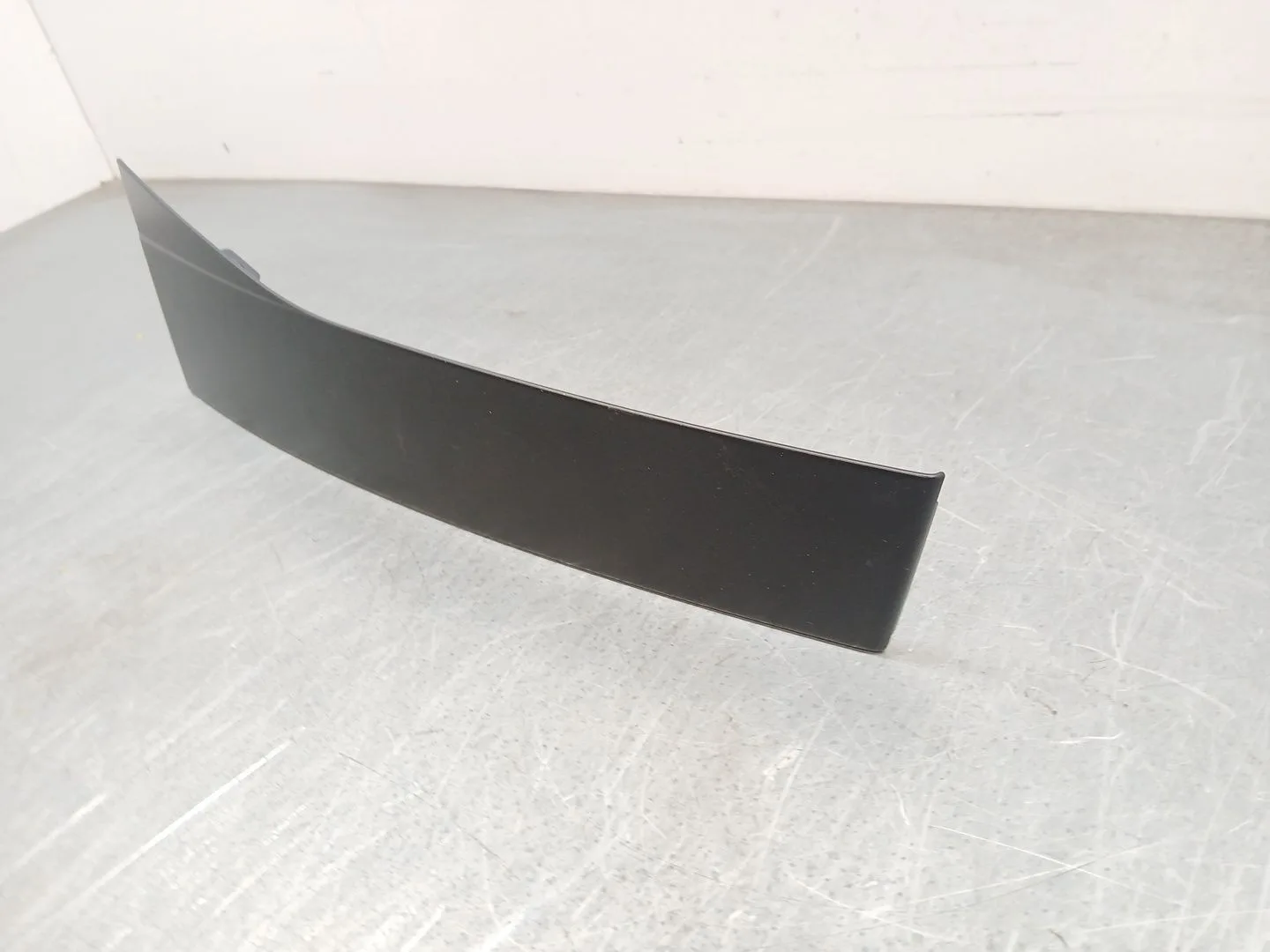 Moldura Puerta Trasera Izquierda para Volkswagen Passat B6 (3C2)