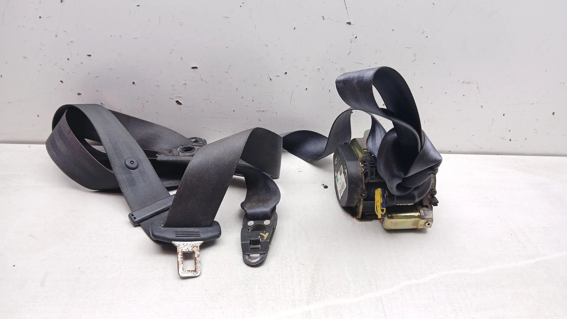 Pretensor Airbag Derecho para Audi A8 (4E2)