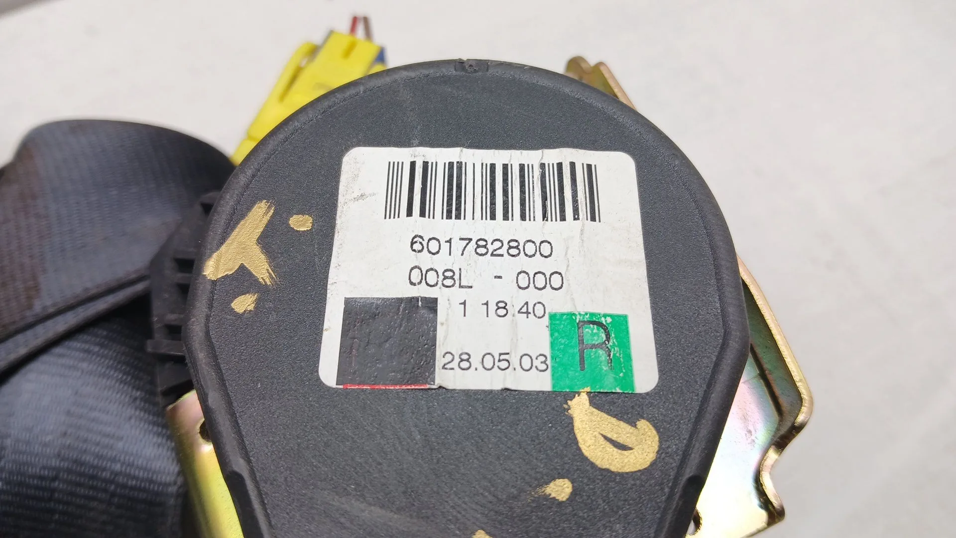 Pretensor Airbag Derecho para Audi A8 (4E2)