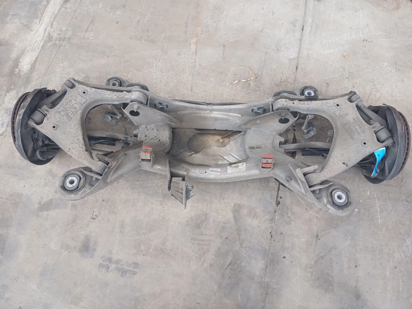 Puente Trasero para Audi A8 (4E2)