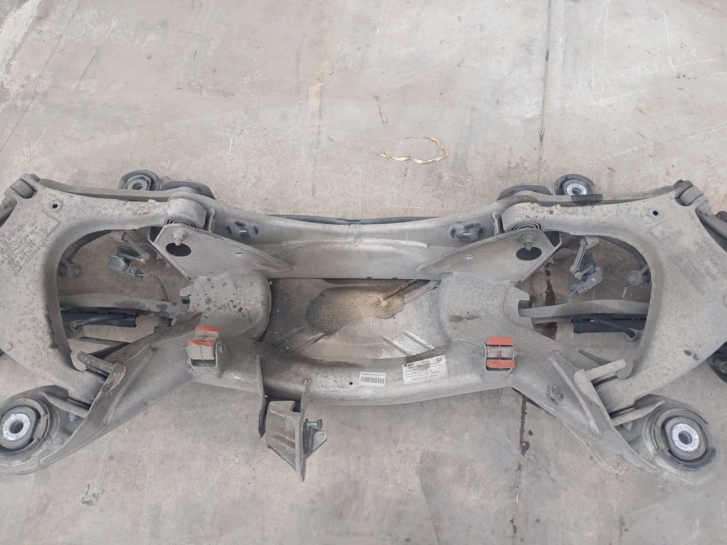 Puente Trasero para Audi A8 (4E2)