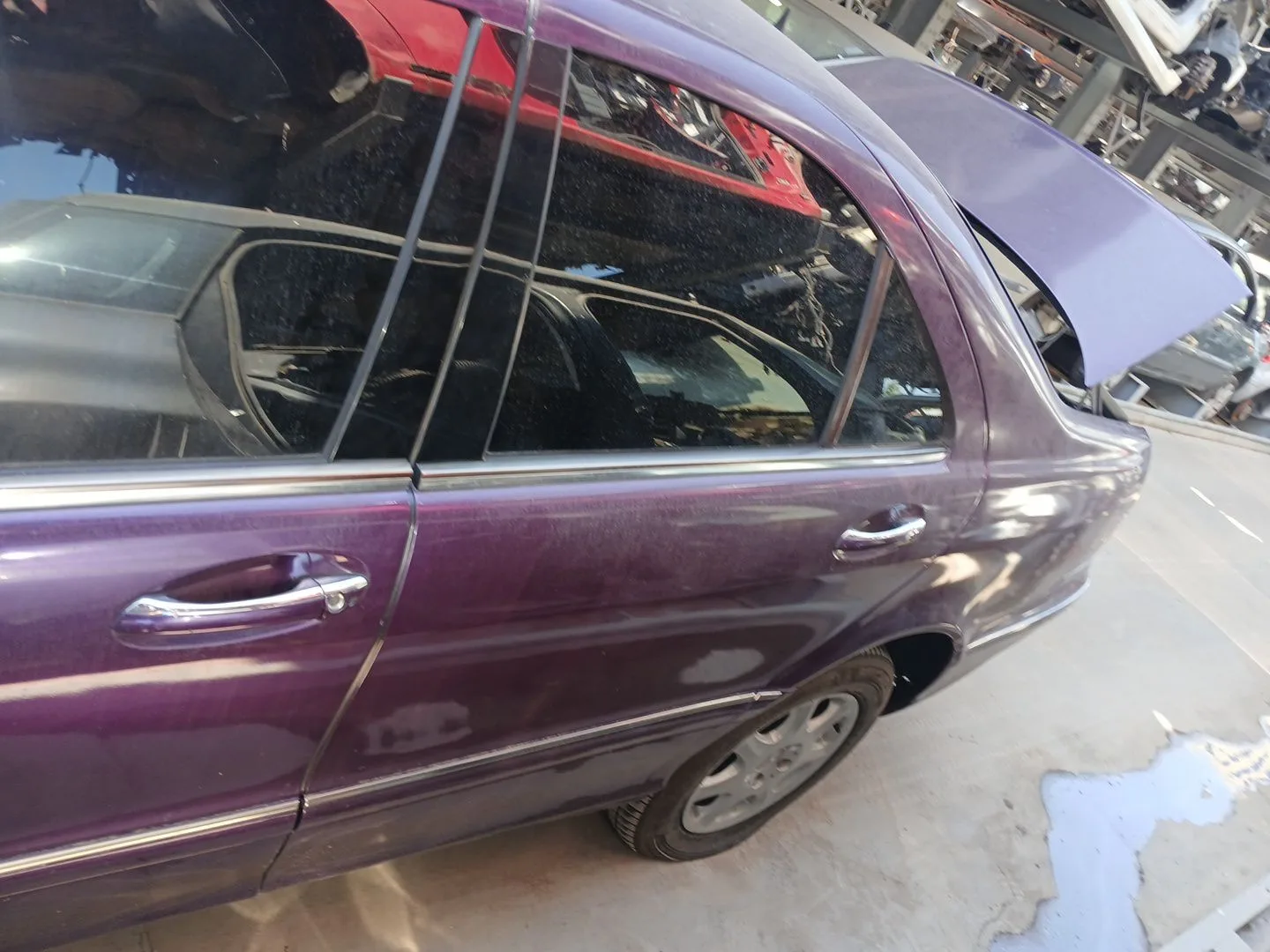 Puerta Trasera Izquierda para Mercedes-Benz Clase S (W220, V220)