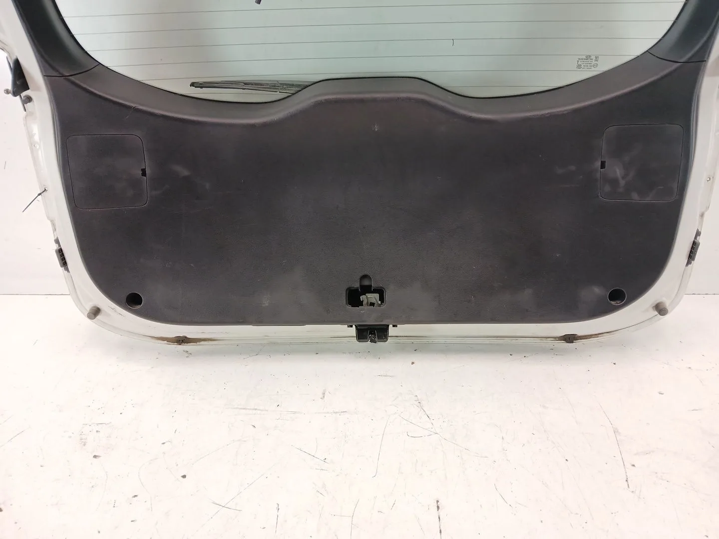 Porton Trasero para Kia Carens Iv