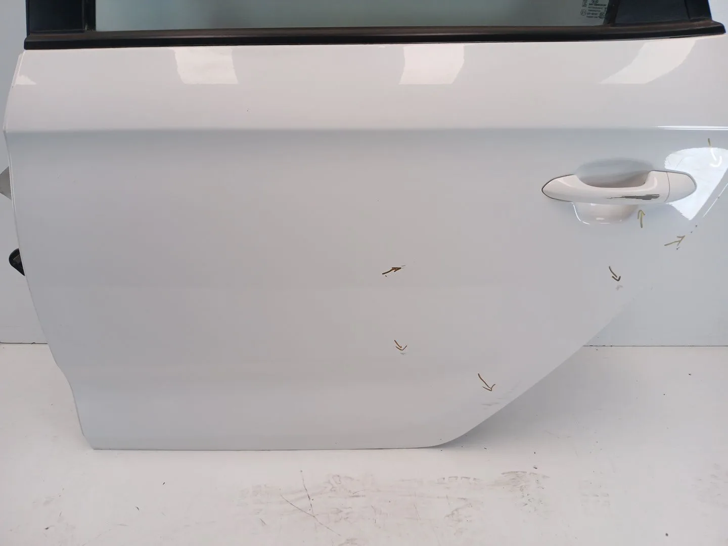 Puerta Trasera Izquierda para Kia Carens Iv