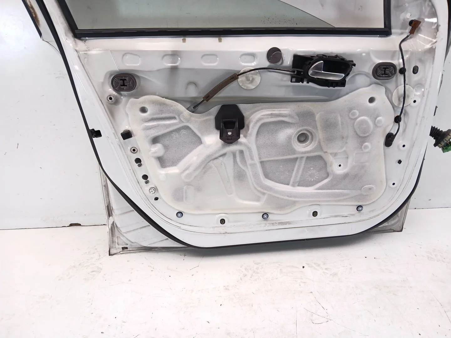 Puerta Delantera Izquierda para Citroën C-Elysee (Dd_)