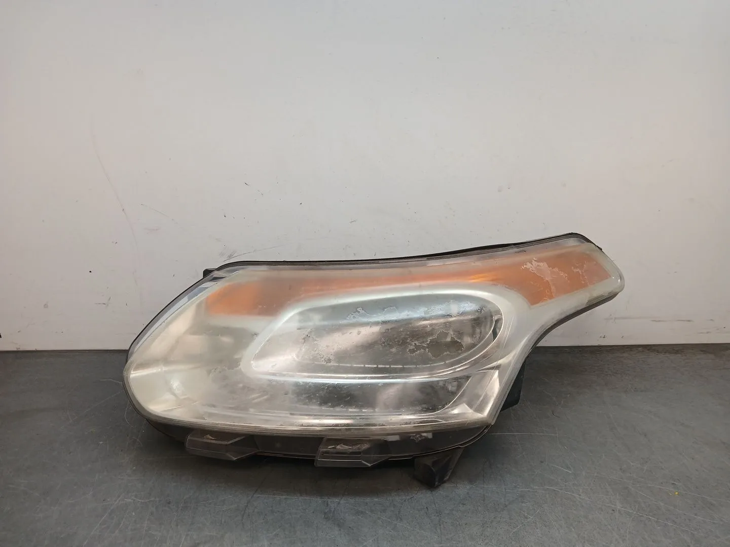 Faro Izquierdo para Citroën C3 Picasso (Sh_)