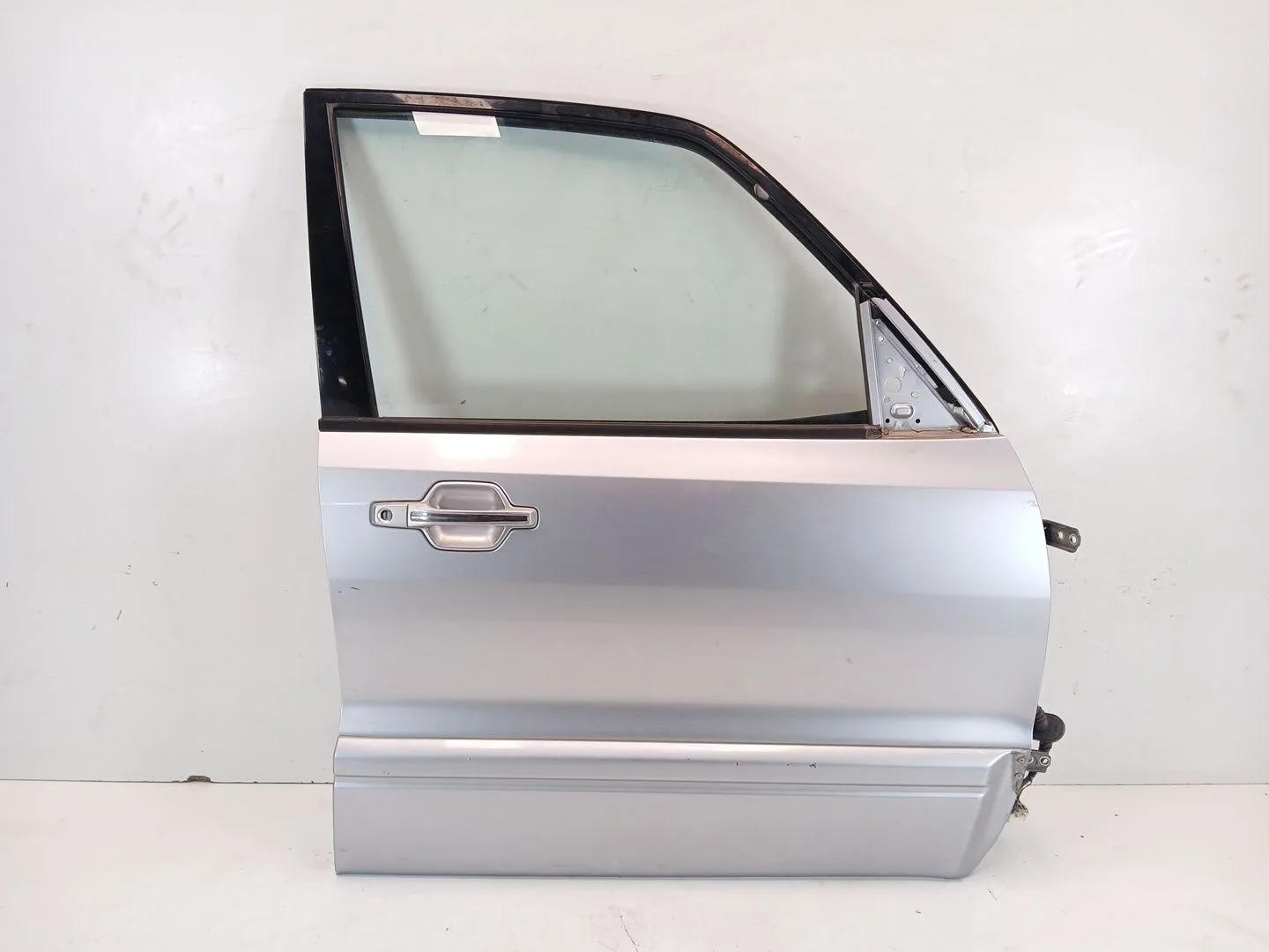 Puerta Delantera Derecha para Mitsubishi Montero Iii Canvas Top (V6_W, V7_W)