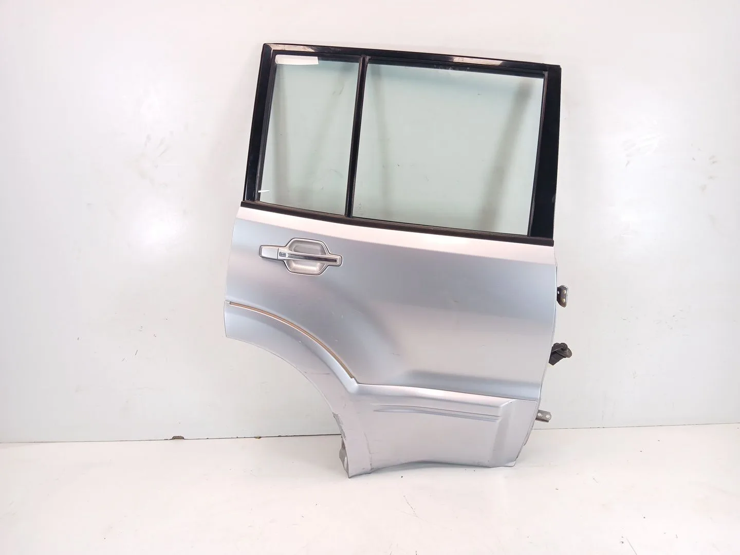 Puerta Trasera Derecha para Mitsubishi Montero Iii Canvas Top (V6_W, V7_W)