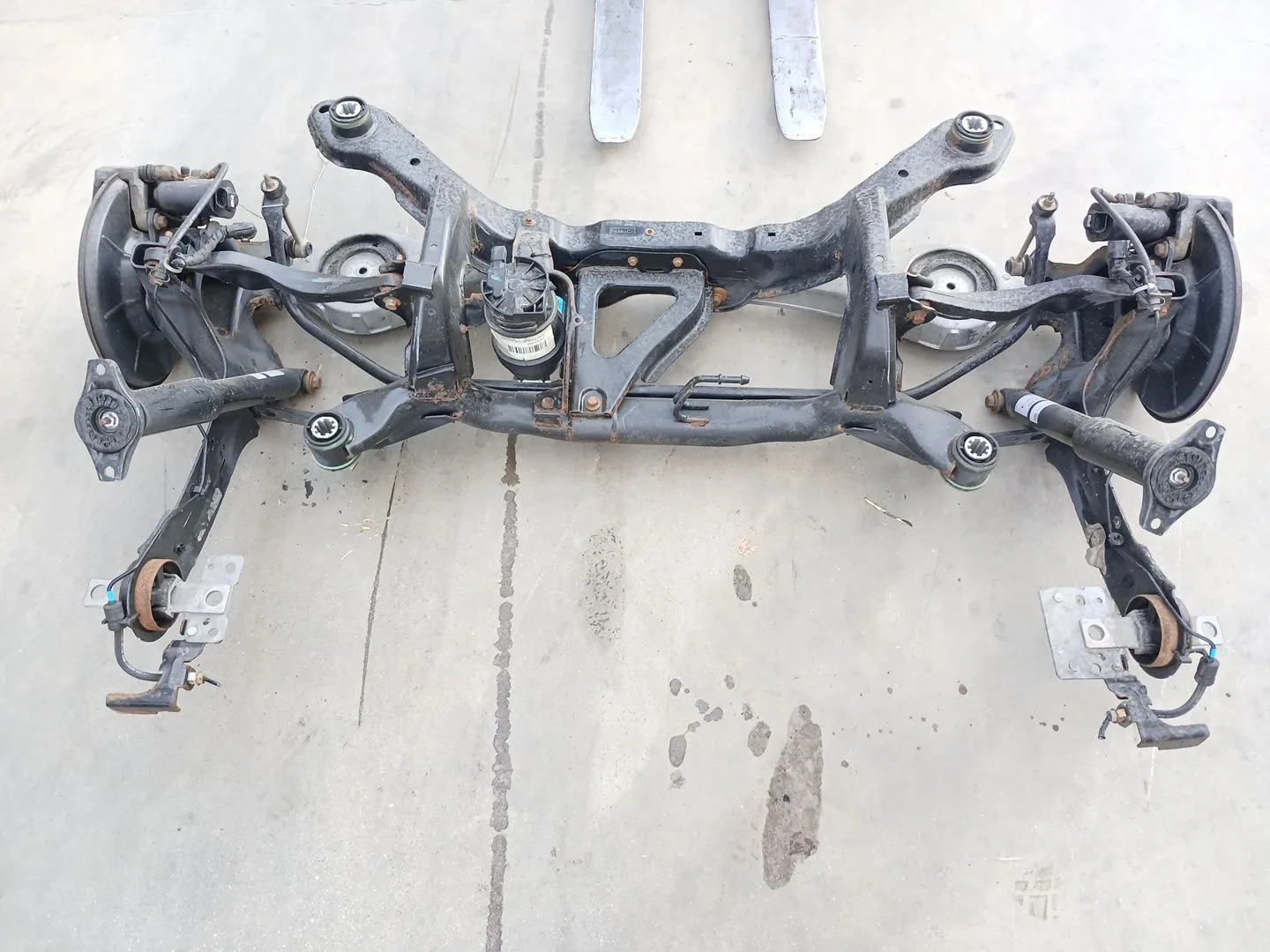 Puente Trasero para Volvo Xc60 I Suv (156)