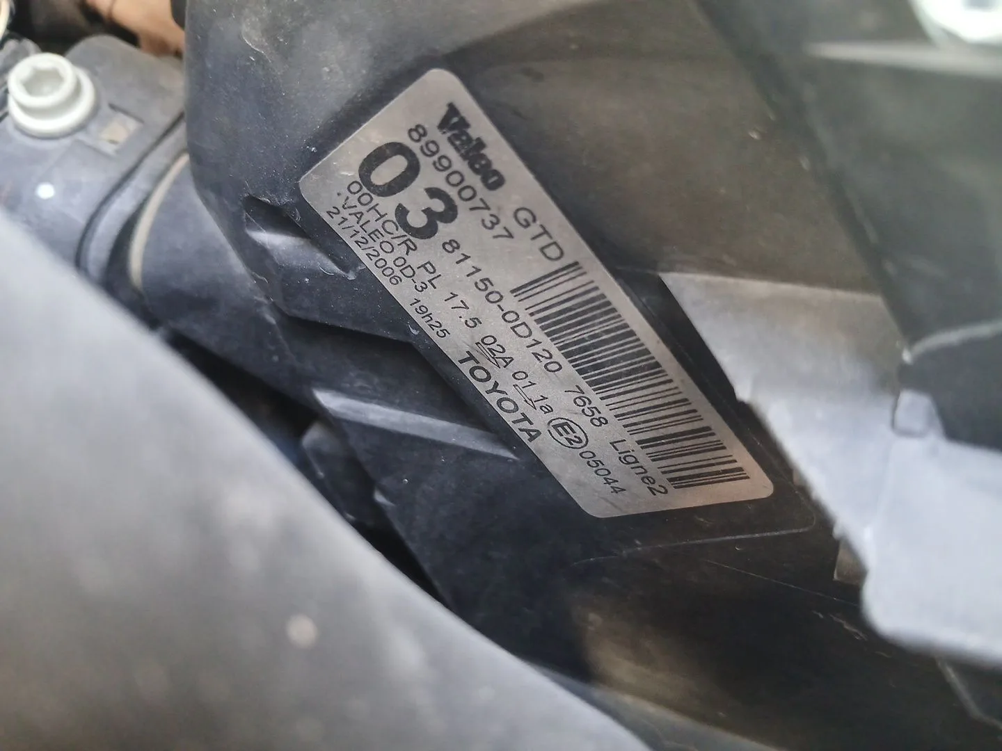 Faro Izquierdo para Toyota Yaris (_P9_)