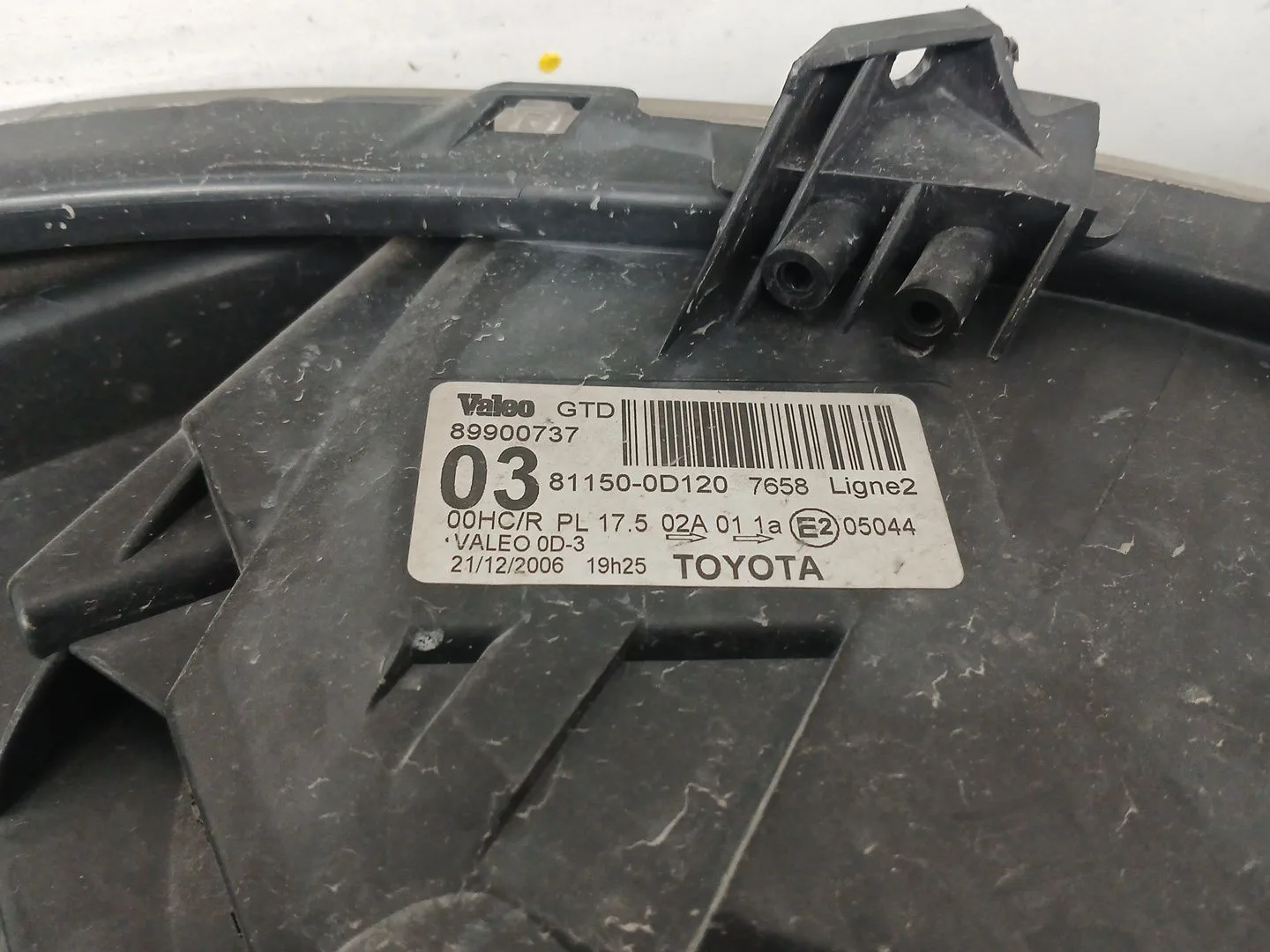 Faro Izquierdo para Toyota Yaris (_P9_)