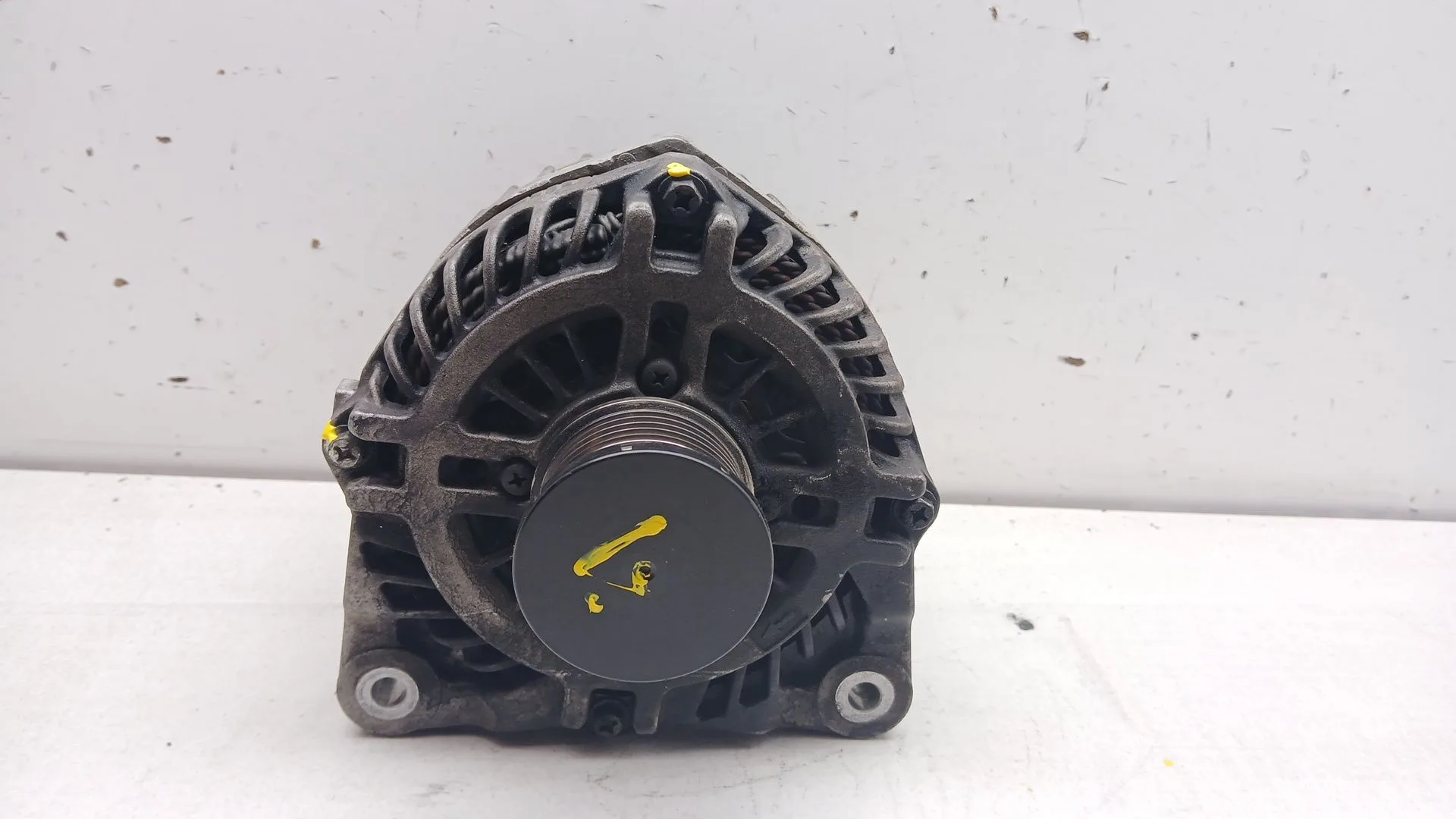 Alternador para Mercedes-Benz Vito Furgoneta (W447)