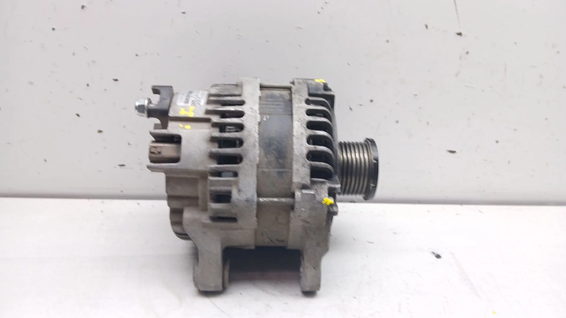 Alternador para Mercedes-Benz Vito Furgoneta (W447)