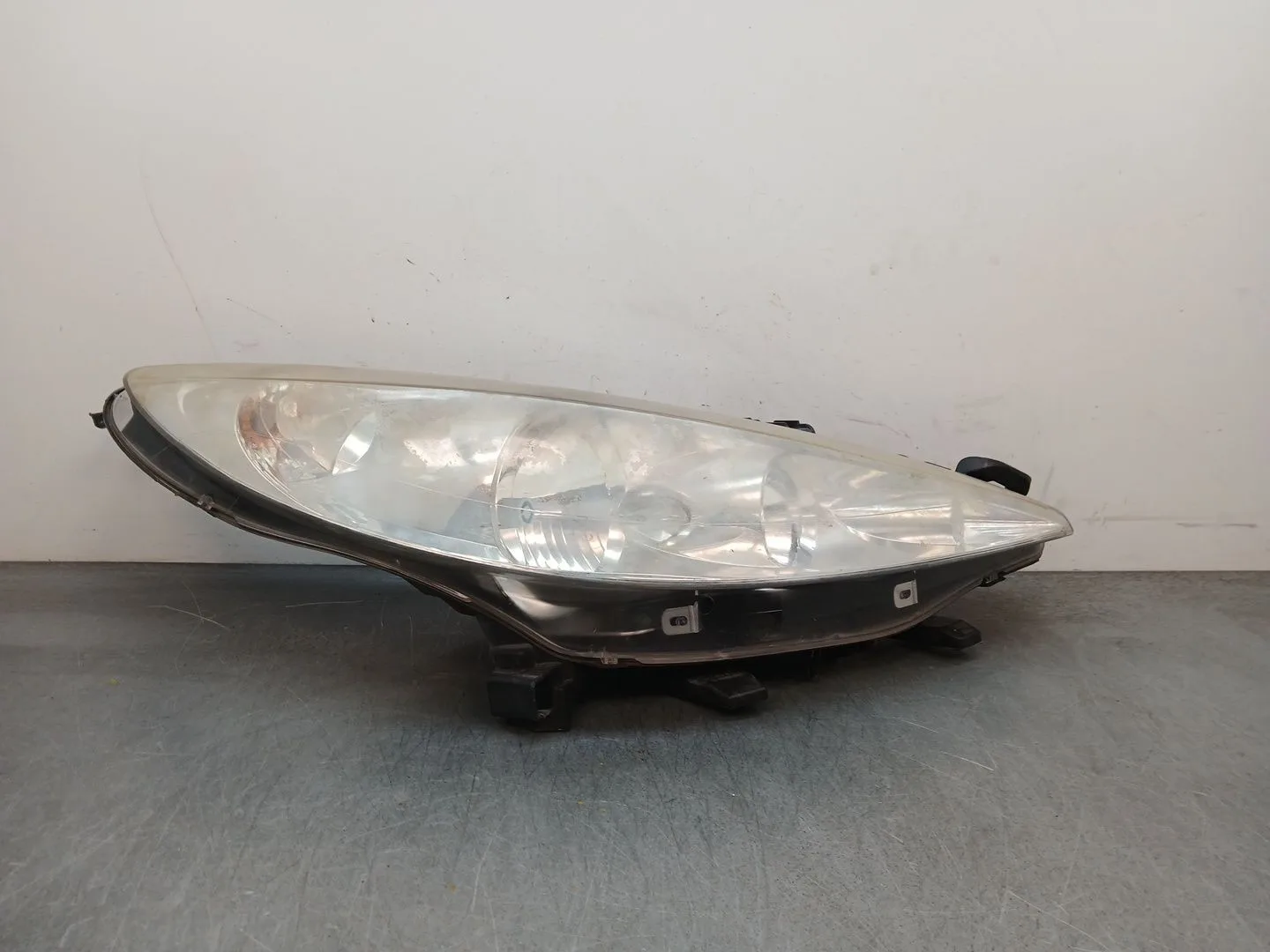 Faro Derecho para Peugeot 207/207+ (Wa_, Wc_)