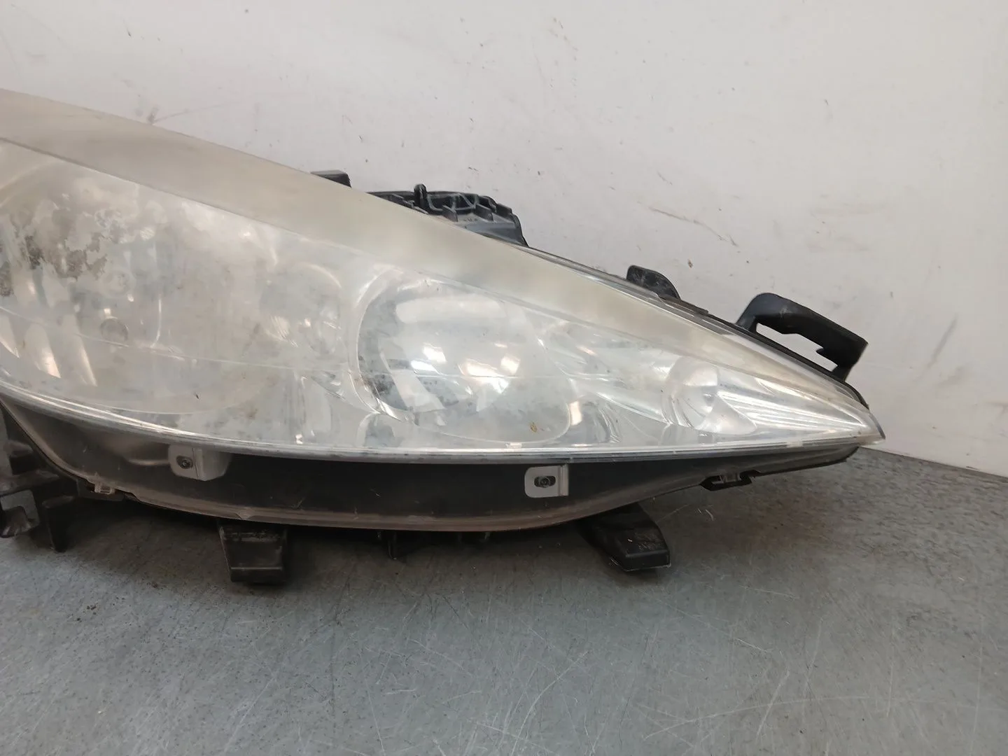 Faro Derecho para Peugeot 207/207+ (Wa_, Wc_)
